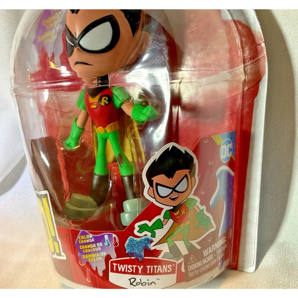 Teen Titans Go – Robin 5” Action Figure – DC Comics – Removable Bo Staff – New